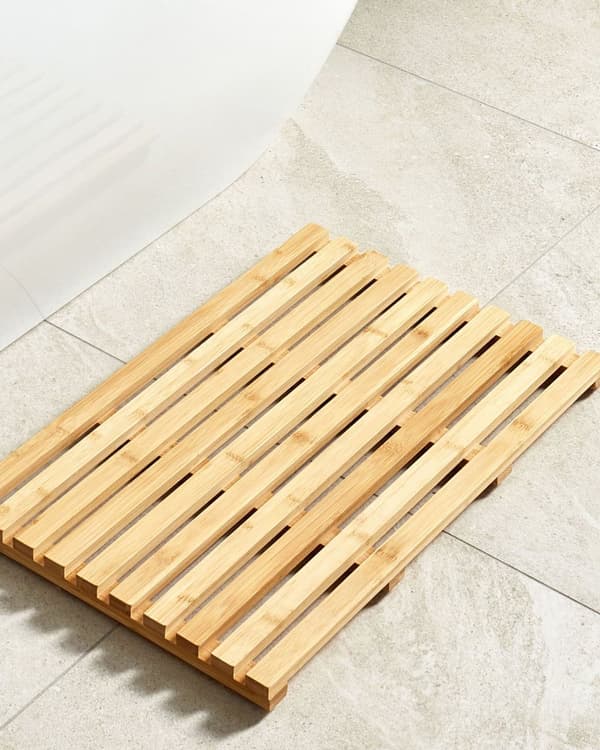 Kylpyhuonematto vaalea bambu 53 x 36 x 3 cm suorakulmio luonnollinen moderni tyyli