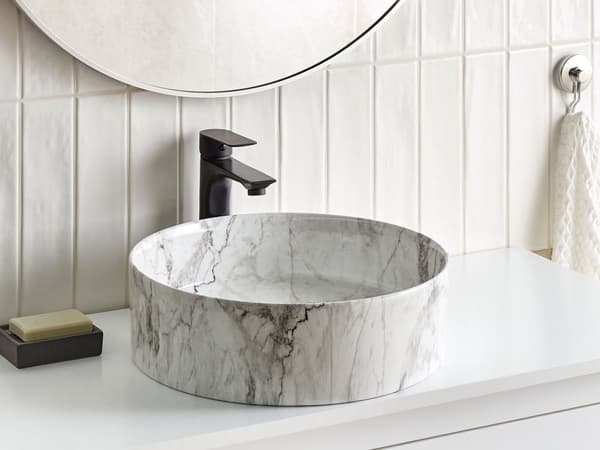 Badeværelse håndvask bordplade hvid marmor effekt keramik 40 cm rund moderne design