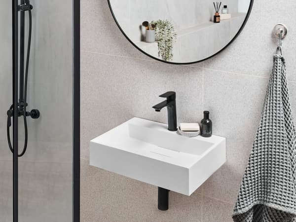 Vegghengt servant Hvit Mineralstøpt 50 x 38 cm Matt finish Rektangulær form Moderne design Baderom Vask