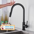 Miniatyrbillede 2 af 2: Smart Touch Køkkenarmatur, Børstet Guld Finish, Træk Ud Sensor Teknologi, Sort uden sensor