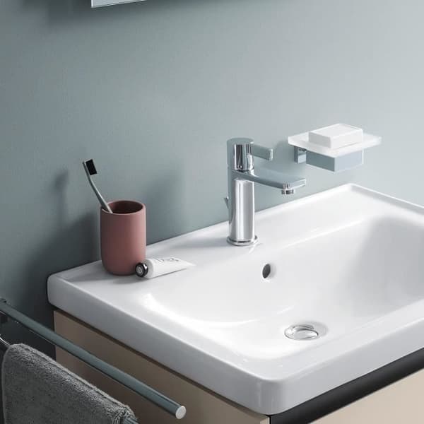 Duravit D-Neo Blandare för handfat Storlek M utloppshöjd 110 mm med sträng och avloppssats FreshStart ch