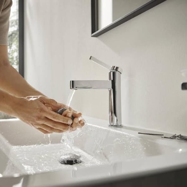 Blandare för handfat HANSGROHE Finoris 100 vridknapp Push-Open förkromad