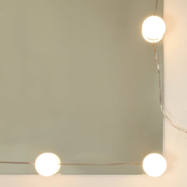 Spejlskab med LED-lys 60x31,5x62 cm hvid - Spejlskab - Spejlskabe - Home & Living