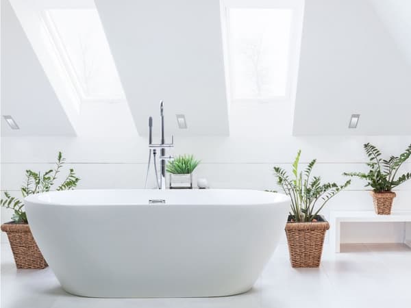 Badekar Hvit med sølvfarget sanitær Akryl Enkelt 170 x 80 cm Frittstående Modern