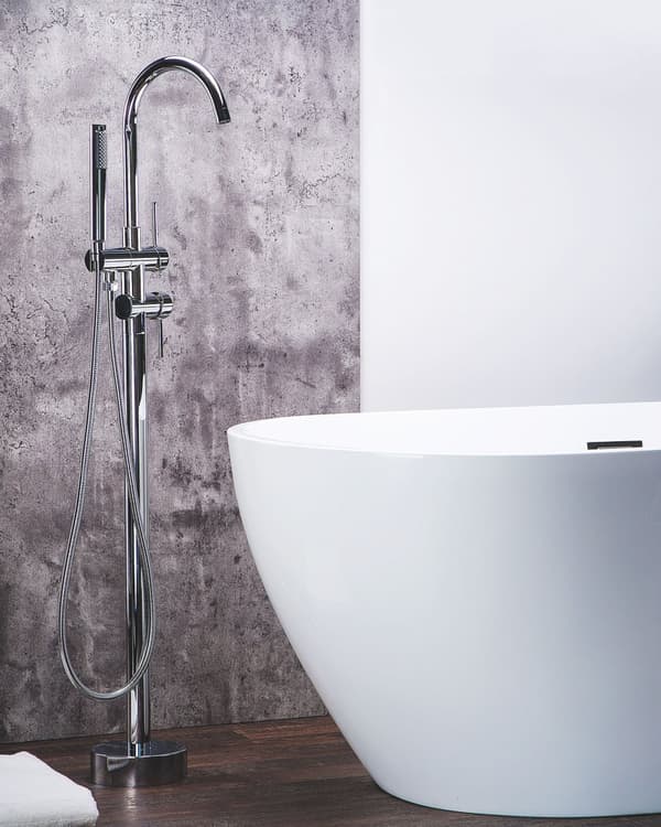 Fritstående kararmatur Sølv og Messing i blank stål 116 cm badekar tilbehør med Håndbruser Moderne Design dekor med fast tude og luftblander