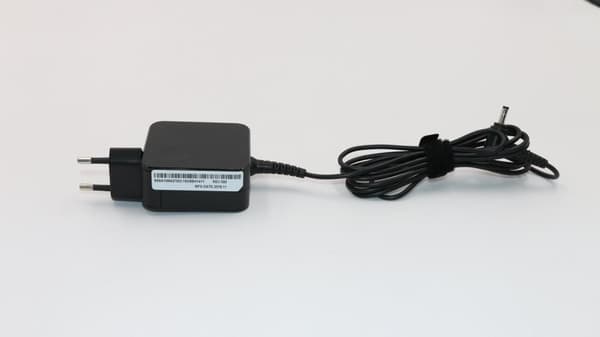 Lenovo – verkkolaite – 45 wattia – FRU (01FR133)