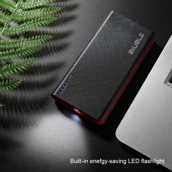 Bärbar Power Bank, 20000mAh kapacitet, Fyra USB-utgångar,20000mAh