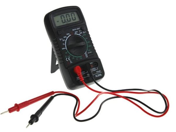 Multimeter XL830L för mätning av spänning , motstånd , volt mm
