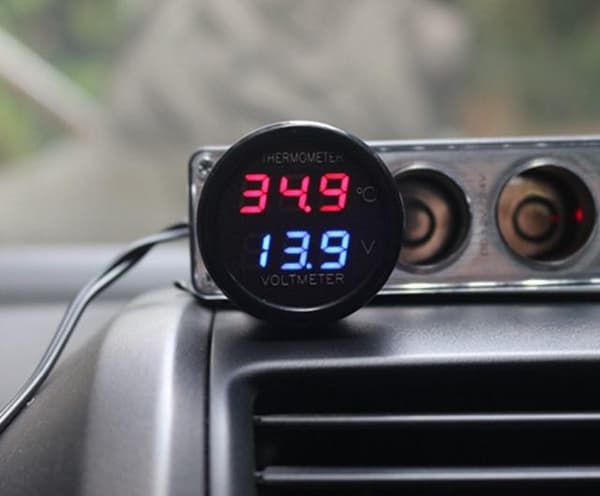 Voltmätare + Temp 4-30v DC bil båt husbil husvagn