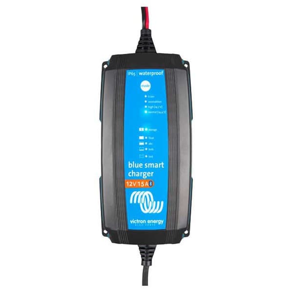 Victron Energy Laturi Blue Smart Ip65 12/15 + Dc Connector Kirkas