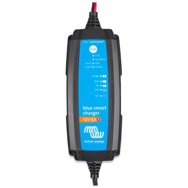 Victron Energy Laturi Blue Smart Ip65s 12/5(1) 230v Cee 7/17 Kirkas