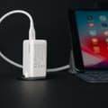 Miniatyrbild 9 av 11: USB Väggladdare GaN 67W – Aqiila Chargebird W65 med 3 USB-portar för Snabbladdning och Återvunnet Material