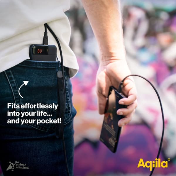 Powerbank  5000 mAh Aqiila Powerbird B5B - Kompakt Powerbank för Laddning av 3 Enheter Samtidigt, 12W Snabbladdning, Svart