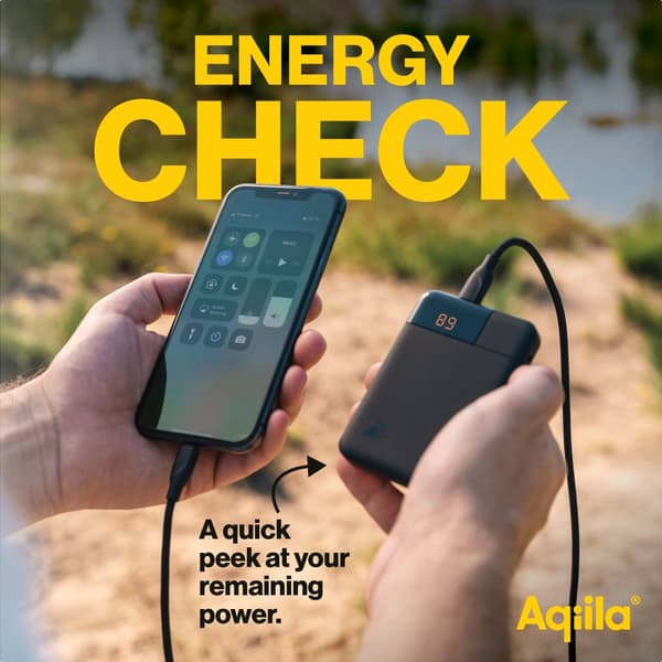 Powerbank  5000 mAh Aqiila Powerbird B5B - Kompakt Powerbank för Laddning av 3 Enheter Samtidigt, 12W Snabbladdning, Svart