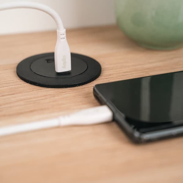 USB-C till USB-C laddningskabel [1m, 60W Snabbladdning, 480 Mbps], Flexibel Silikonkabel, Hållbar och Trasselfri med Förvaringsväska – Vit CS11