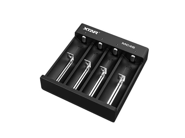 Xtar universal 4 x Li-ion og Ni-MH batterilader MC4S