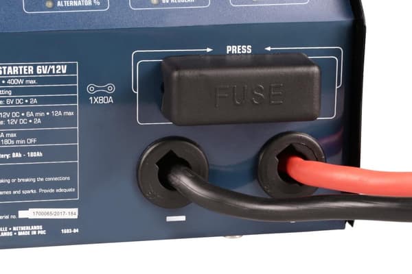 FERM BCM1020 Batterioplader med pulsopladning og starthjælp - 6V/12V