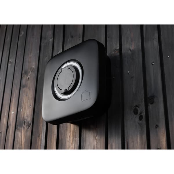 Futurehome Charge Sort og Smart Charge pakke