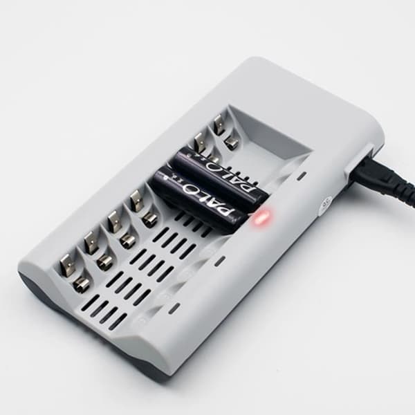 Batteriladdare - SCY - 8 platser - Ni-MH - Ni-Cd - EU-kontakt