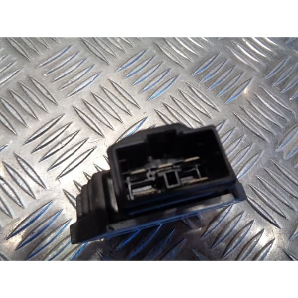 scooter batteriladdningsregulator honda 125 dylan sh vid pantheon- USED