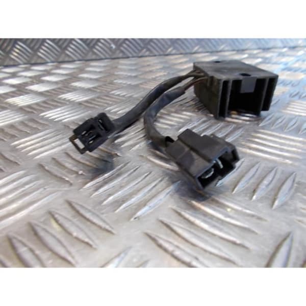 scooter batteriladdningsregulator suzuki 125 år- USED