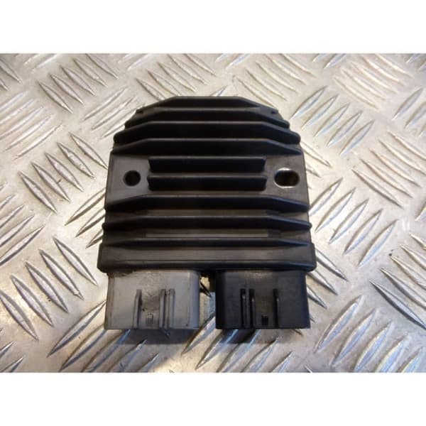 motorcykel batteriladdningsregulator yamaha 1300 fjr rp11 2004- USED