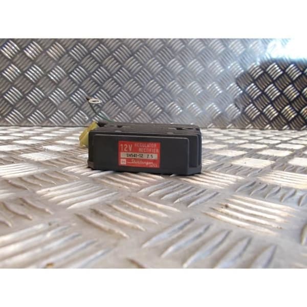 batteriladdningsregulator sh541-12 motorcykel honda cbr 600 f pc19- USED