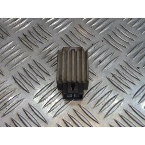 skoter batteriladdningsregulator kymco 50 dj world raffinerad 2 takt- USED