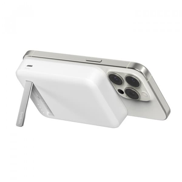 Belkin BoostCharge Pro Qi2 -varavirtalähde magneetilla, 10 000 mAh, valkoinen