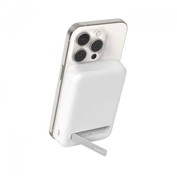 Belkin BoostCharge Pro Qi2 -varavirtalähde magneetilla, 10 000 mAh, valkoinen Valkoinen