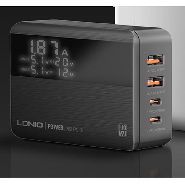 USB-latausasema GaN 100W PD, jossa on 2xUSB-C ja 2xUSB