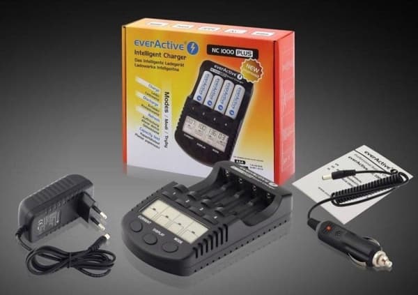 EverActive NC-1000 PLUS Professional akkulaturi BL138
