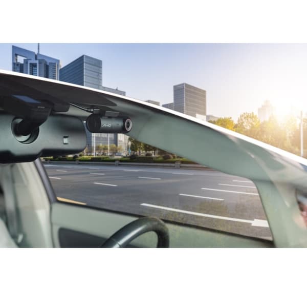 Mio, Wi-Fi OTA og GPS Dash Cam, MiVue J35