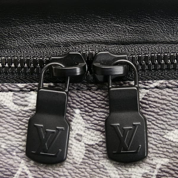 Pre-owned Louis Vuitton Monogram Galaxy Discovery Bumbag Black
