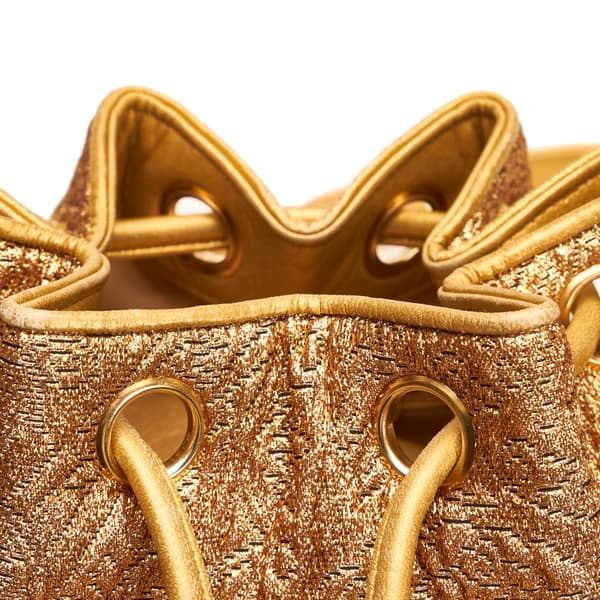 Pre-owned Chanel Brocade Bucket Bag Gold