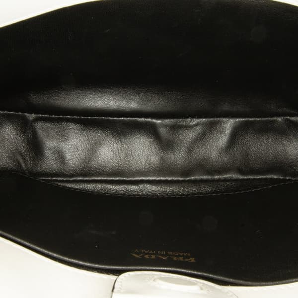 Pre-owned Prada Spazzolato Cleo Hobo White