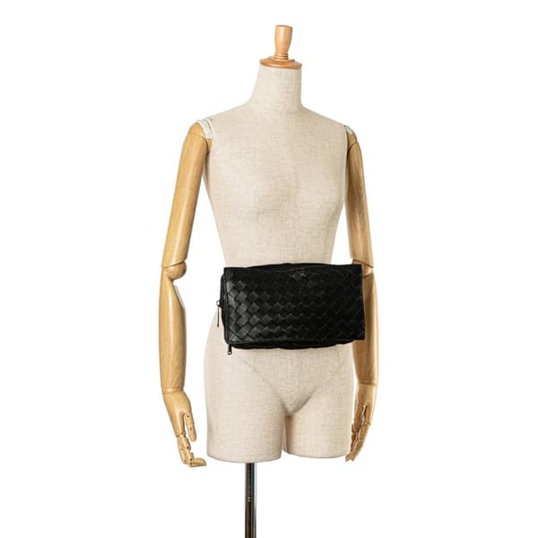 Pre-owned Bottega Veneta Nylon and Calfskin Intrecciato Belt Bag Black