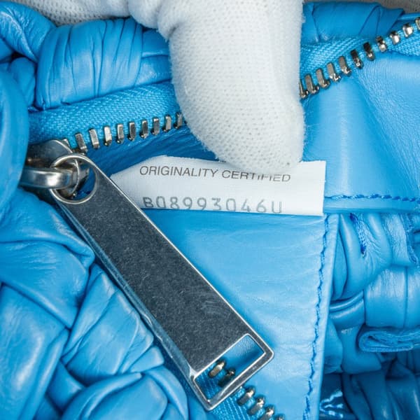 Pre-owned Bottega Veneta Foulard Intrecciato Banana Blue