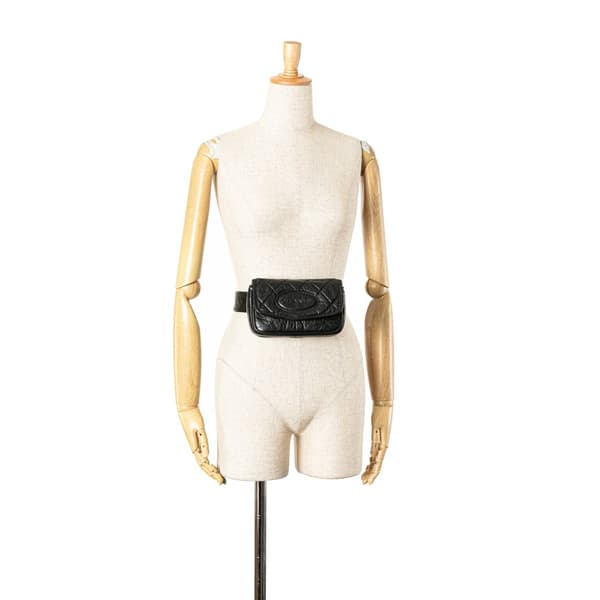 Pre-owned Chanel CC Aged Calfskin Logo Flap Belt Bag Black