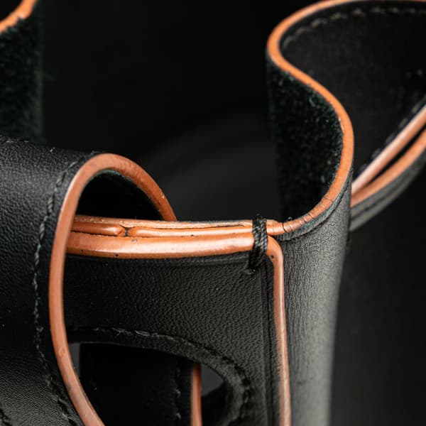 Pre-owned LOEWE Medium Leather Balloon Bucket Bag Black