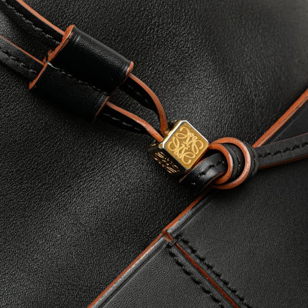 Pre-owned LOEWE Medium Leather Balloon Bucket Bag Black