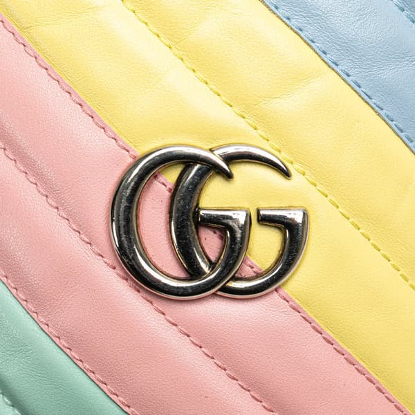 Pre-owned Gucci Small GG Marmont Diagonal Leather Matelasse Bucket Bag Green