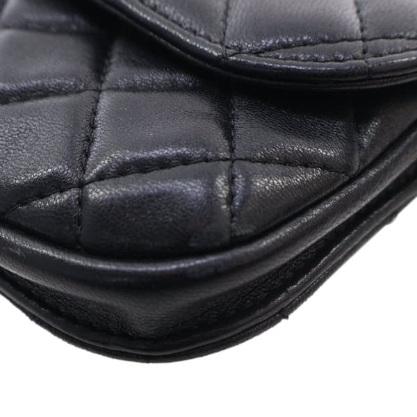 Pre-owned Chanel Quilted Lambskin Pearl Crush Waist Bag Black