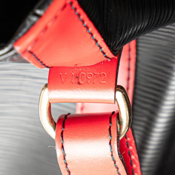 Pre-owned Louis Vuitton Epi Bicolor Noe GM Black