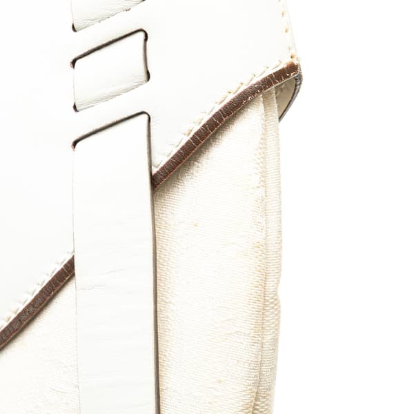 Pre-owned Gucci GG Canvas Hobo White
