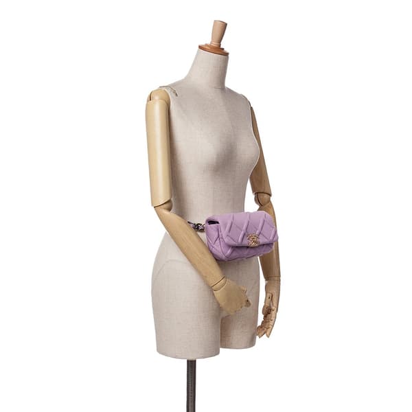 Pre-owned Chanel Quilted Jersey 19 Belt Bag Purple