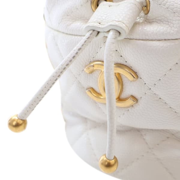 Pre-owned Chanel Mini Quilted Caviar Twist Your Buttons Drawstring Bucket Bag White