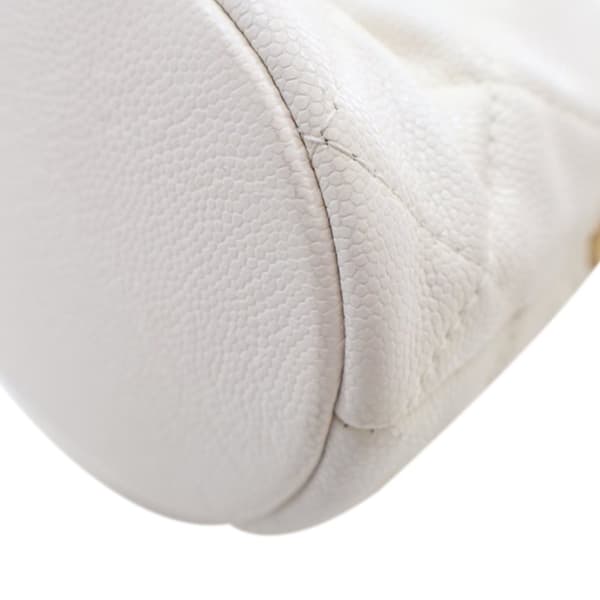 Pre-owned Chanel Mini Quilted Caviar Twist Your Buttons Drawstring Bucket Bag White