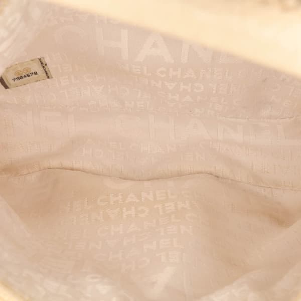 Pre-owned Chanel CC Calfskin Tassel Hobo Brown