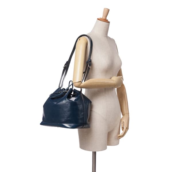 Pre-owned Louis Vuitton Epi Petit Noe Blue